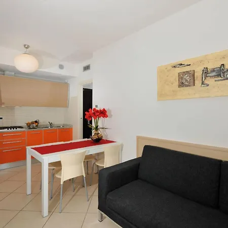 Equipped In A Seafront Apartman Bibione